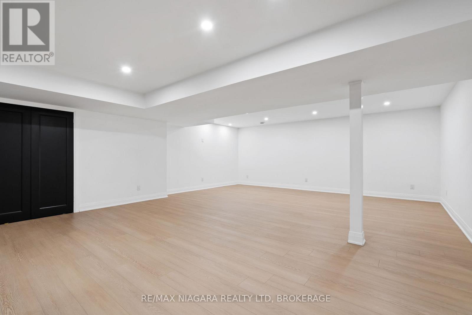 11 - 300 Richmond Street, Thorold, Ontario  L2V 0L6 - Photo 22 - X12579606