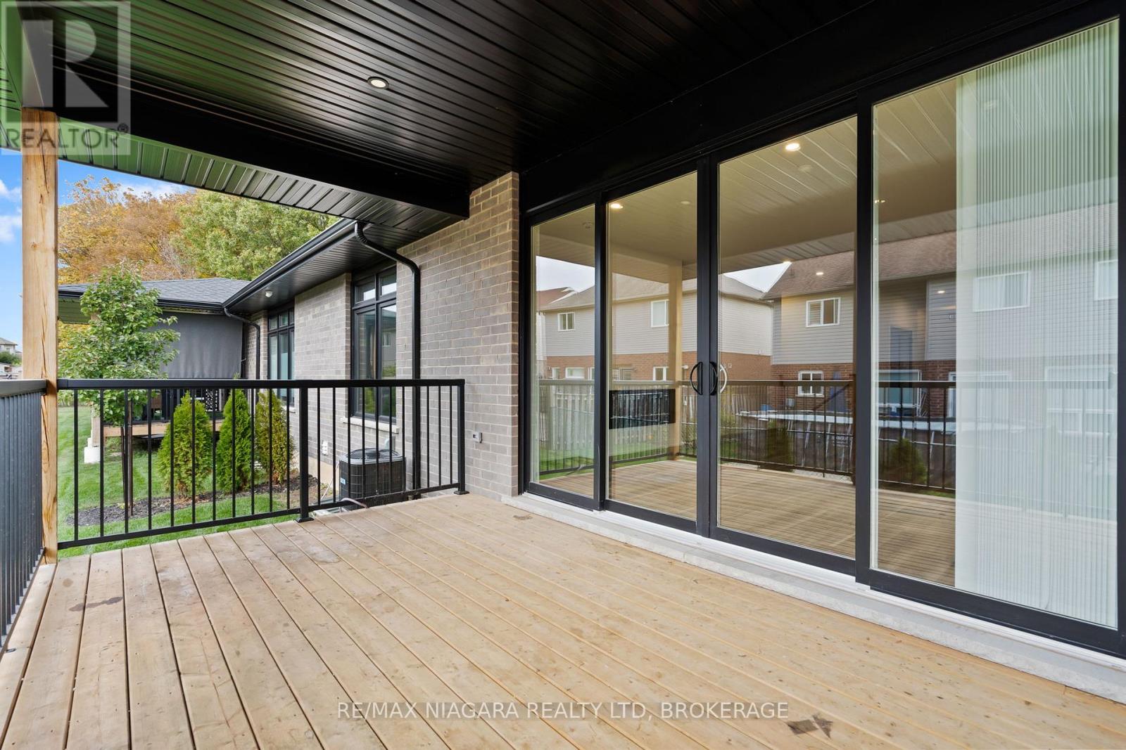 11 - 300 Richmond Street, Thorold, Ontario  L2V 0L6 - Photo 27 - X12579606