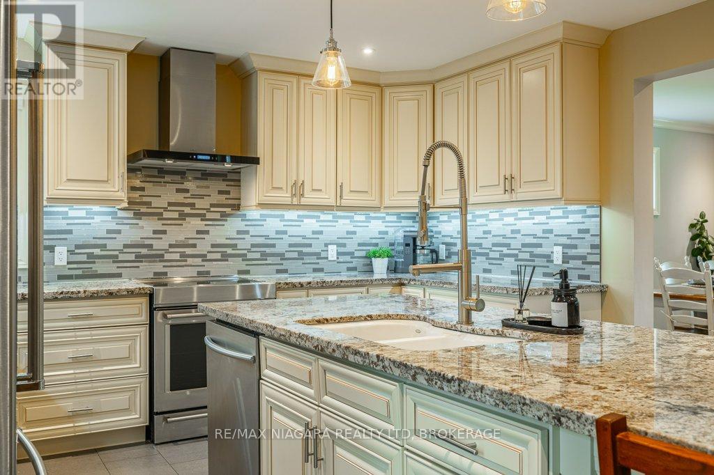 3246 Cedar Avenue, Fort Erie, Ontario  L0S 1N0 - Photo 14 - X12580268