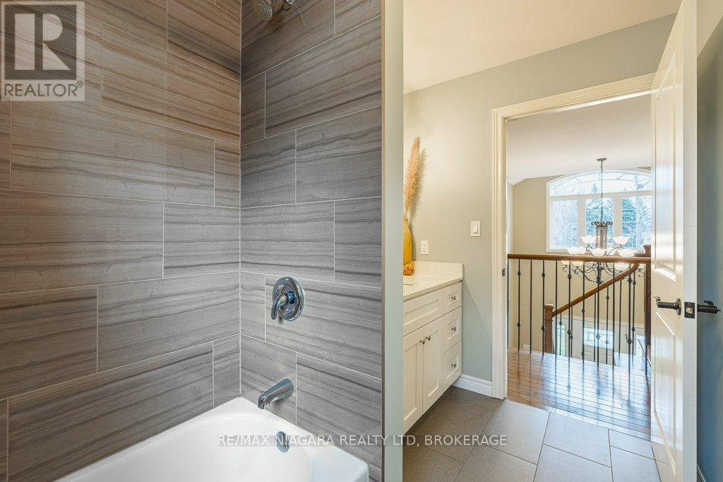 3246 Cedar Avenue, Fort Erie, Ontario  L0S 1N0 - Photo 31 - X12580268