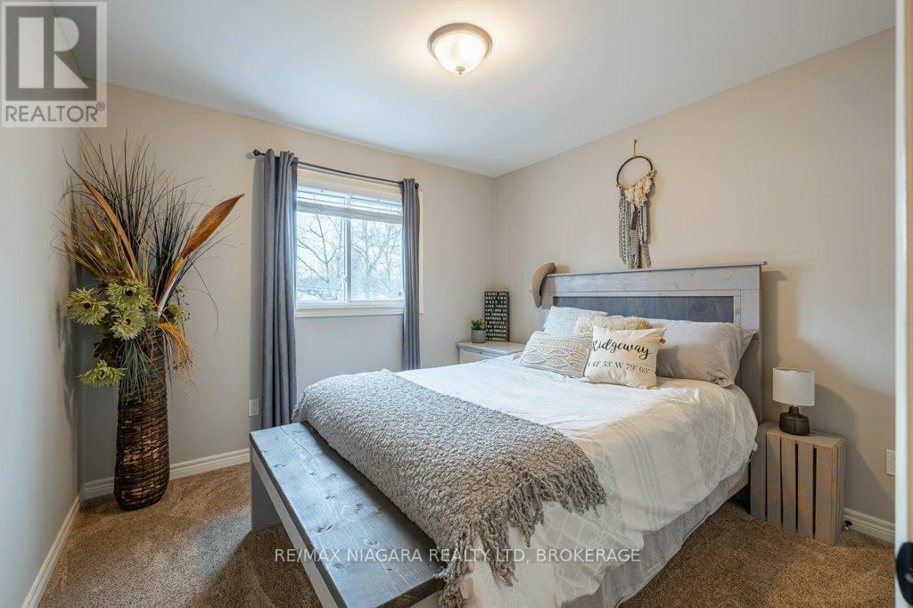 3246 Cedar Avenue, Fort Erie, Ontario  L0S 1N0 - Photo 32 - X12580268