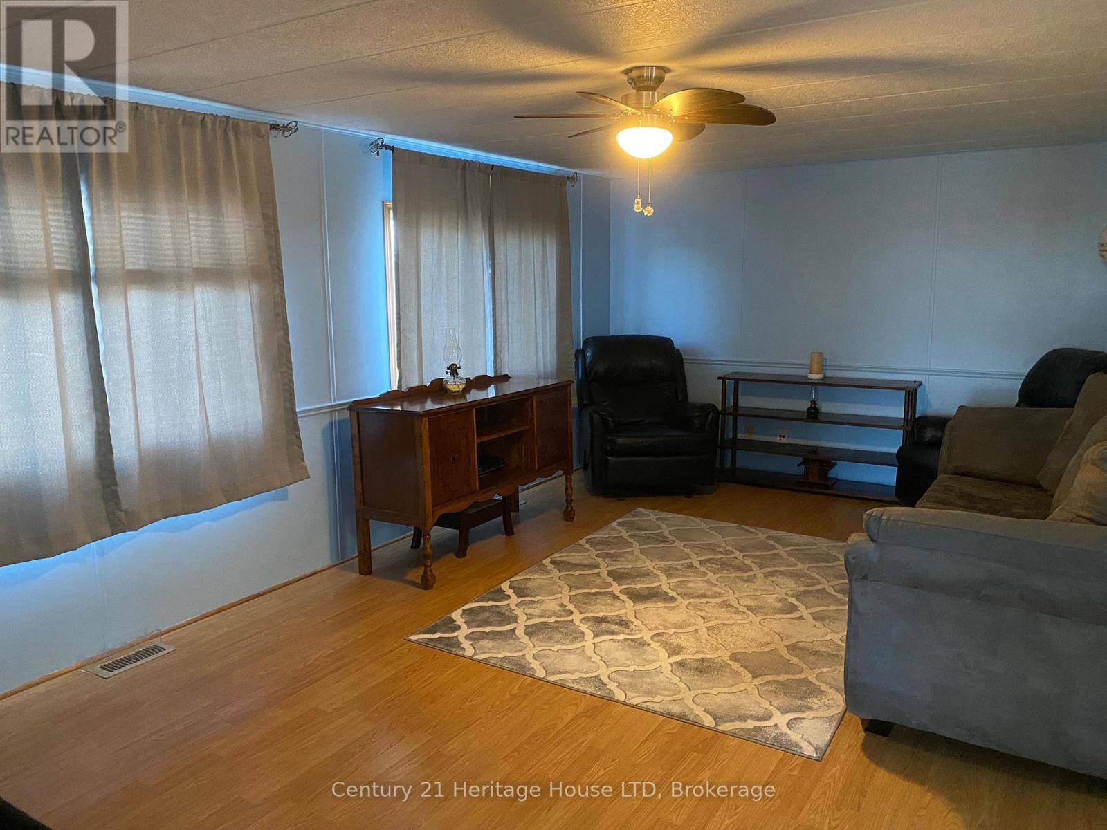 187 - 3033 Townline Road, Fort Erie, Ontario  L0S 1S1 - Photo 4 - X12580504
