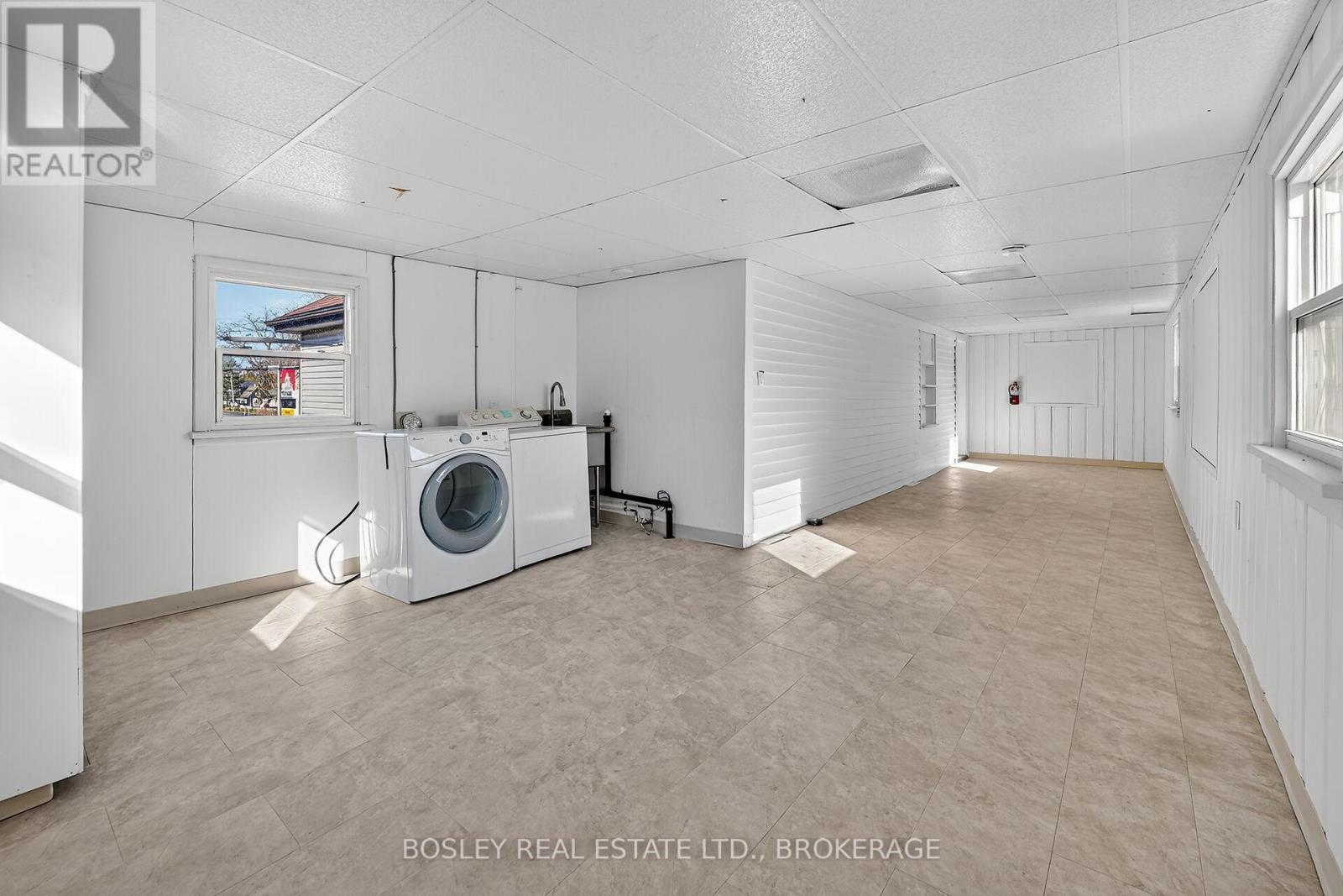 Unit 10 - 242 Mary Street, Niagara-On-The-Lake, Ontario  L0S 1J0 - Photo 11 - X12583122