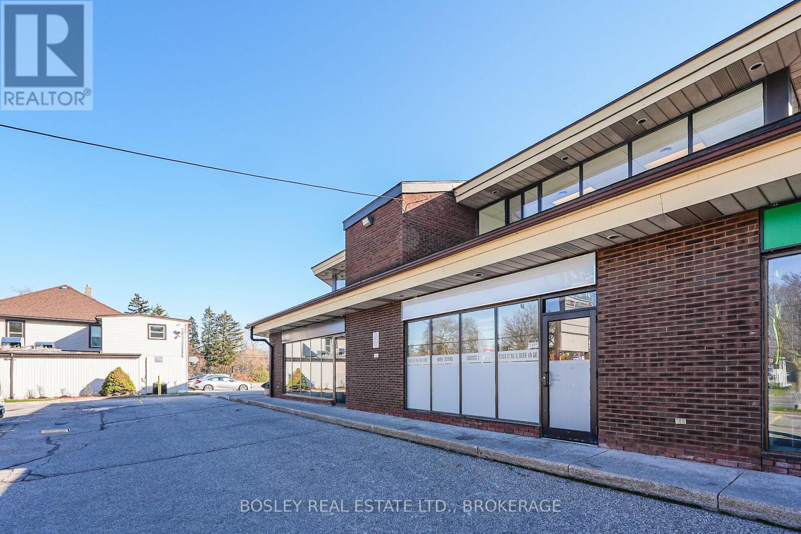 Unit 5 - 242 Mary Street, Niagara-On-The-Lake, Ontario  L0S 1J0 - Photo 2 - X12583136