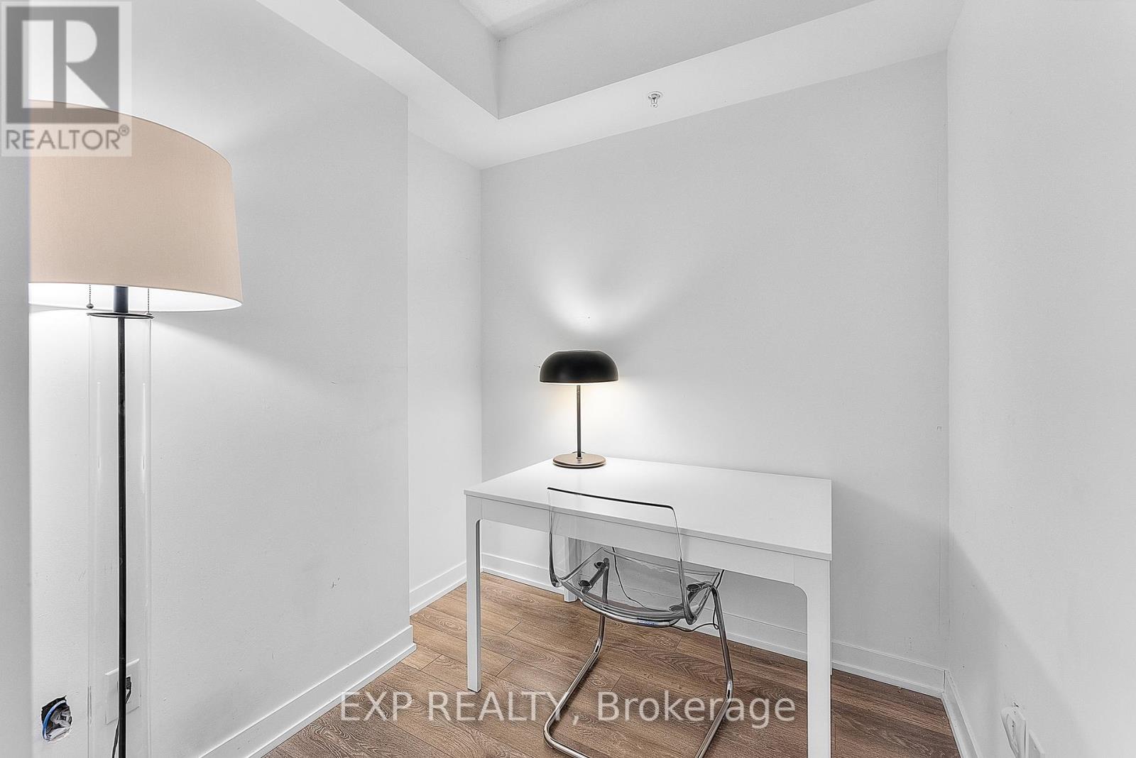 219 - 550 North Service Road, Grimsby, Ontario  L3M 0H9 - Photo 14 - X12584034