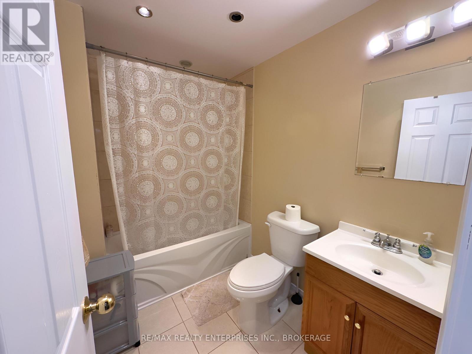 6 Vine Road, Grimsby, Ontario  L3M 5A2 - Photo 31 - X12585362