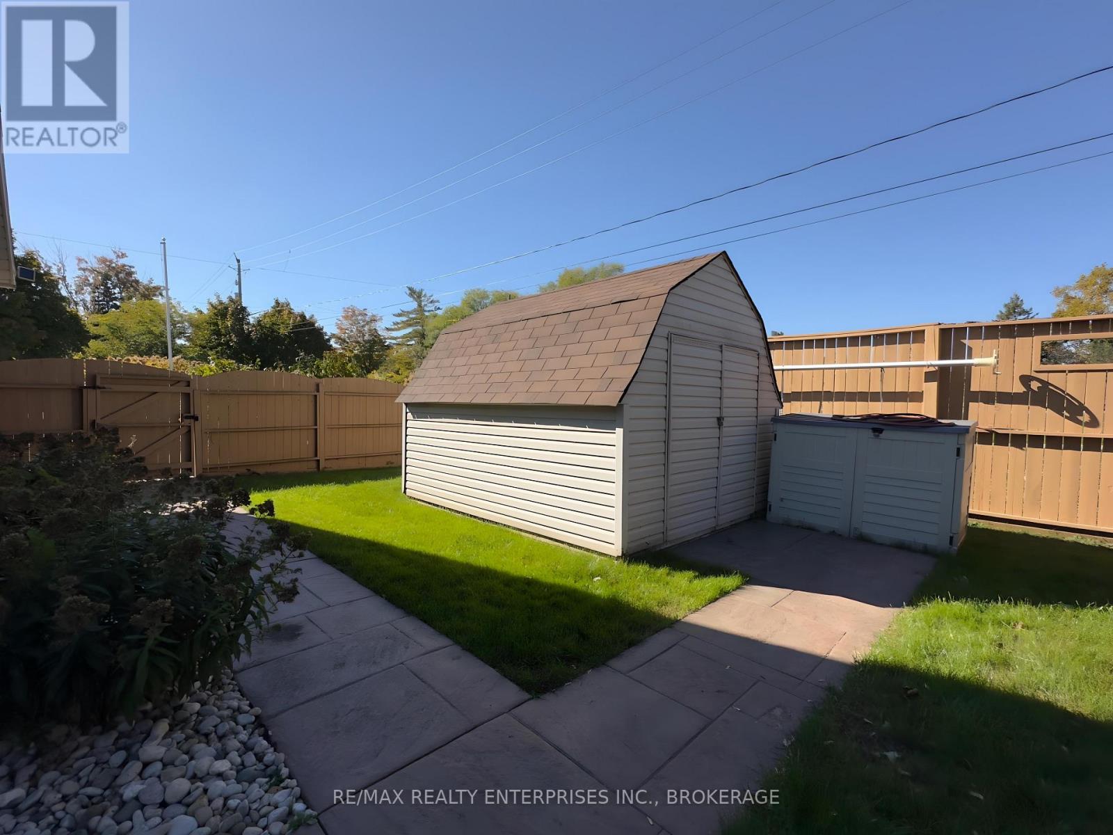 6 Vine Road, Grimsby, Ontario  L3M 5A2 - Photo 38 - X12585362