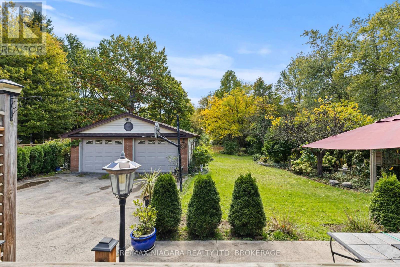 35 Chantler Road, Welland, Ontario  L3C 4M6 - Photo 3 - X12585768