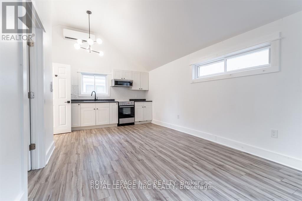 387 Elmwood Avenue, Fort Erie, Ontario  L0S 1B0 - Photo 19 - X12586452