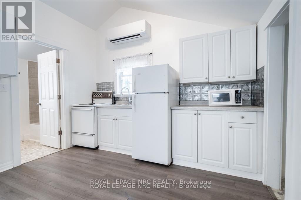 387 Elmwood Avenue, Fort Erie, Ontario  L0S 1B0 - Photo 32 - X12586452