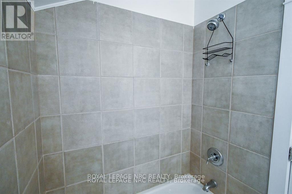 387 Elmwood Avenue, Fort Erie, Ontario  L0S 1B0 - Photo 37 - X12586452