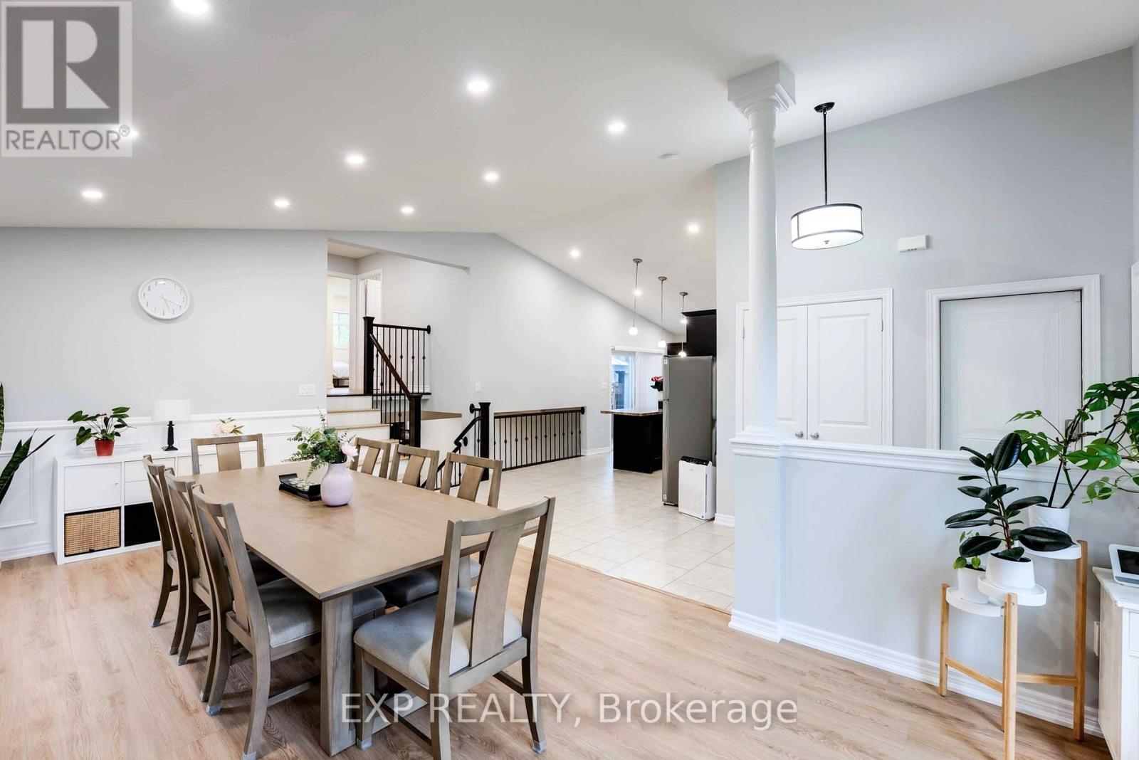 8583 Forestview Boulevard, Niagara Falls, Ontario  L2H 0B2 - Photo 6 - X12587714