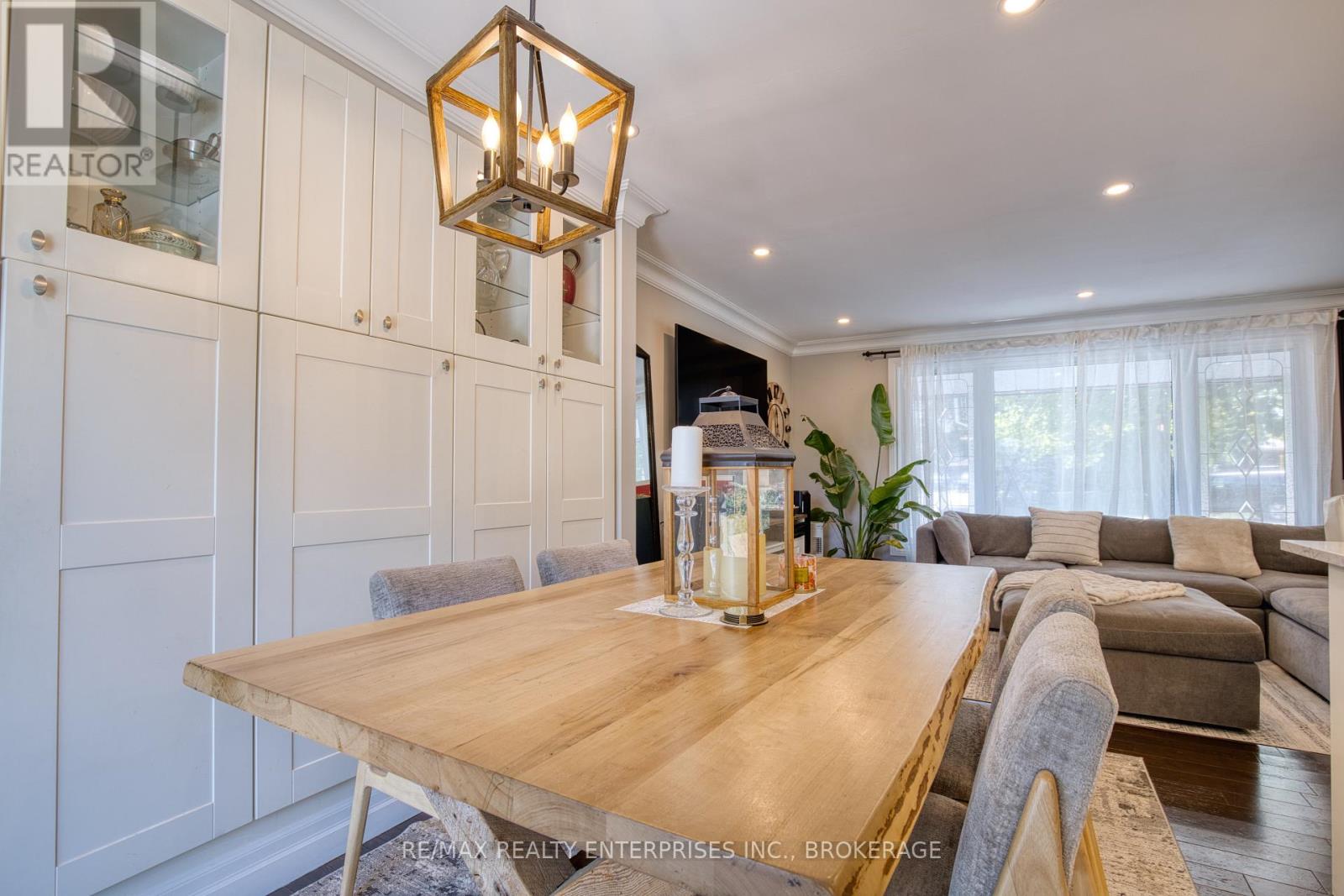 20 Karen Crescent, Grimsby, Ontario  L3M 2E4 - Photo 16 - X12587942