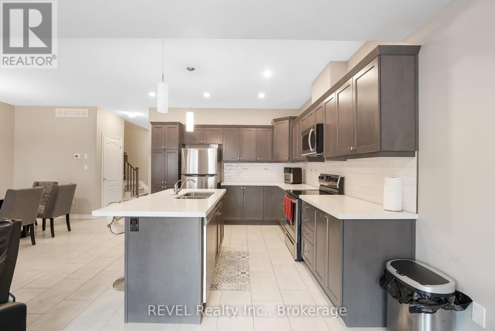 7185 Parsa Street, Niagara Falls, Ontario  L2H 3T1 - Photo 12 - X12589454