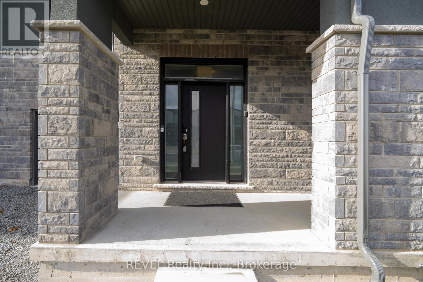 7185 Parsa Street, Niagara Falls, Ontario  L2H 3T1 - Photo 4 - X12589454