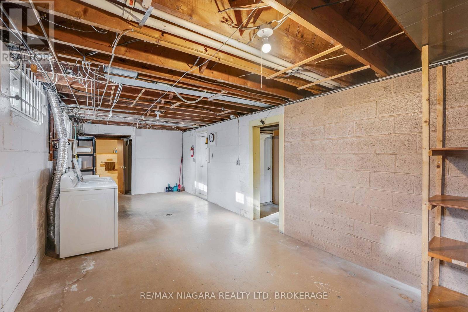 53 Metcalfe Street, Thorold, Ontario  L2V 3A2 - Photo 22 - X12589536