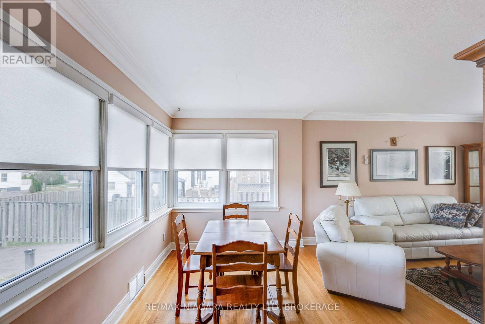 53 Metcalfe Street, Thorold, Ontario  L2V 3A2 - Photo 4 - X12589536