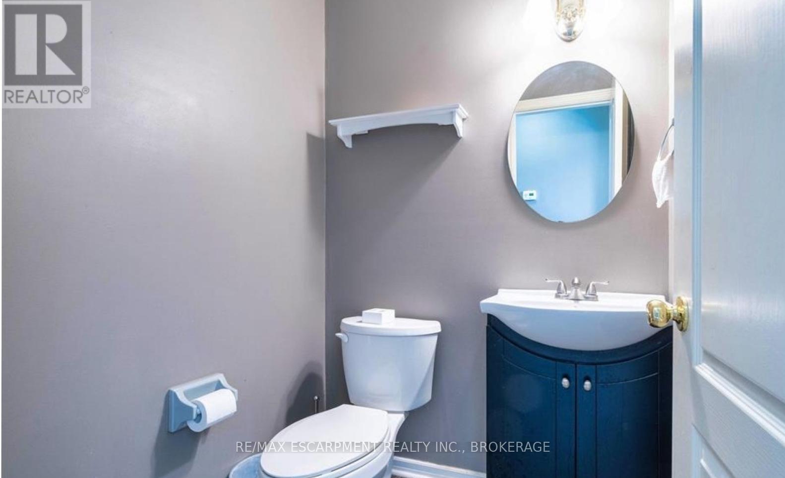 3829 Northwood Drive, Niagara Falls, Ontario  L2H 2Y5 - Photo 7 - X12594948