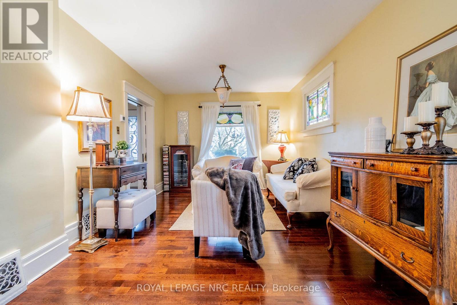 6107 Barker Street, Niagara Falls, Ontario  L2G 1Y5 - Photo 11 - X12594982