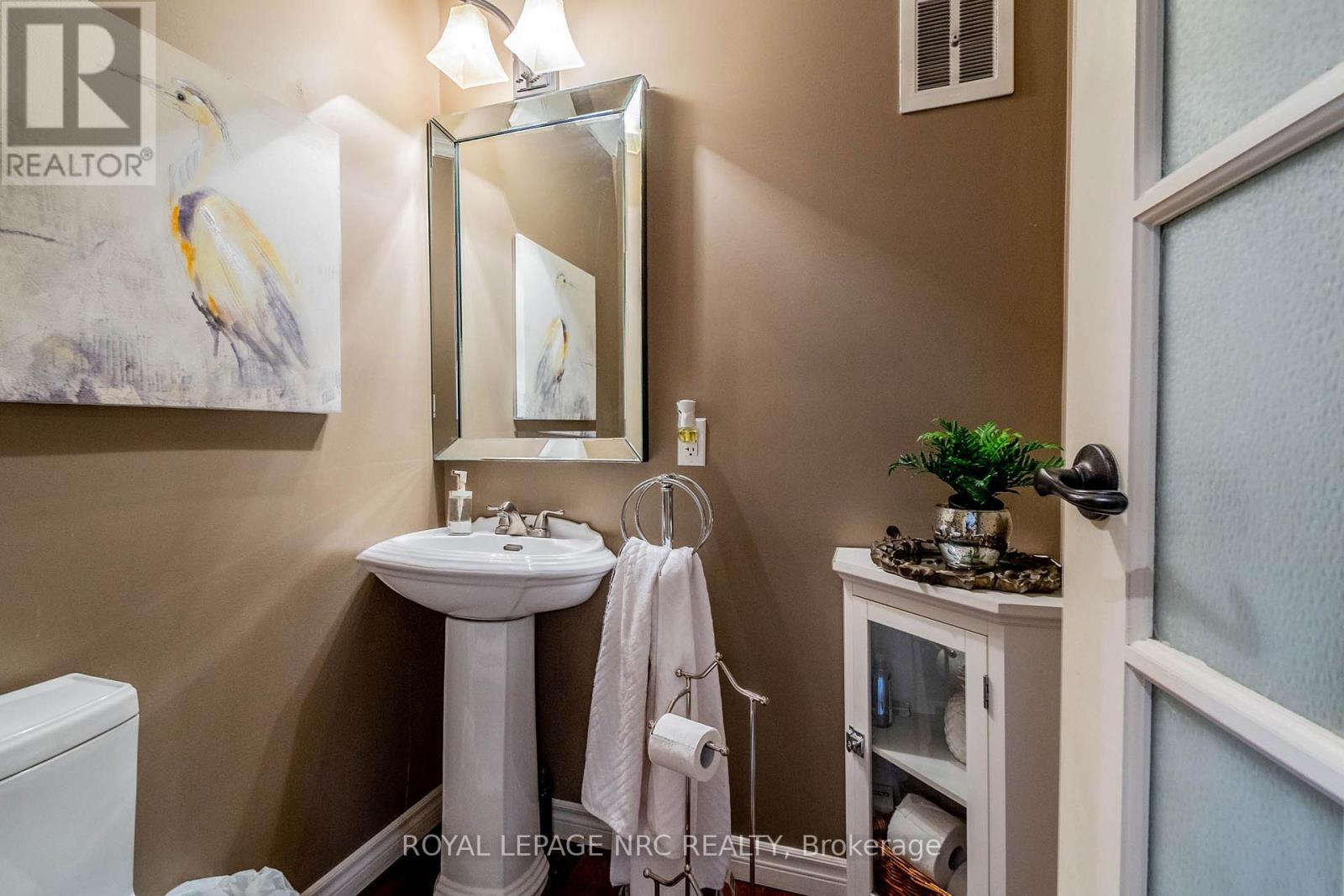 6107 Barker Street, Niagara Falls, Ontario  L2G 1Y5 - Photo 21 - X12594982