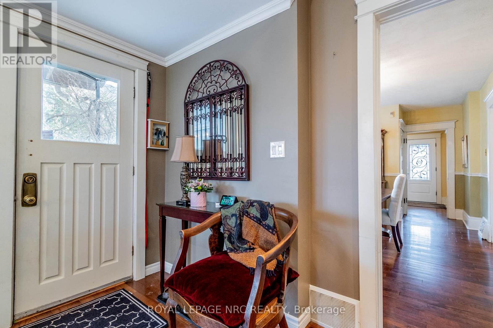 6107 Barker Street, Niagara Falls, Ontario  L2G 1Y5 - Photo 6 - X12594982