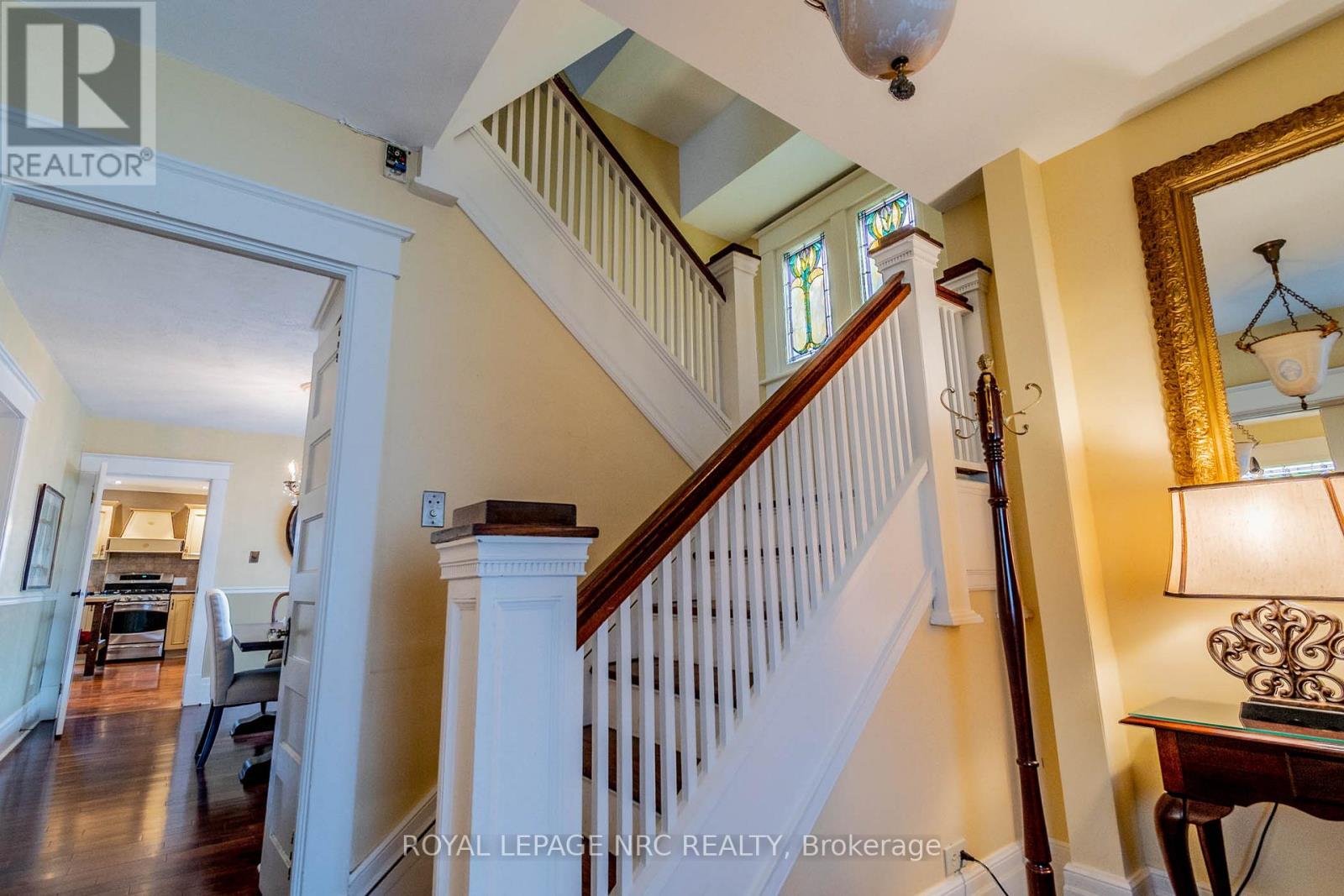 6107 Barker Street, Niagara Falls, Ontario  L2G 1Y5 - Photo 7 - X12594982