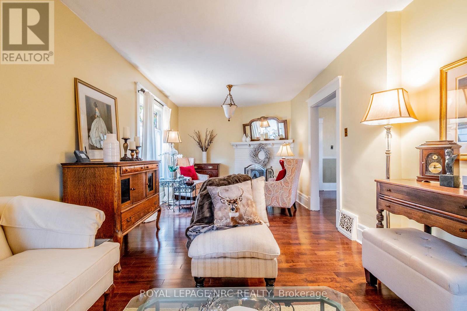 6107 Barker Street, Niagara Falls, Ontario  L2G 1Y5 - Photo 9 - X12594982