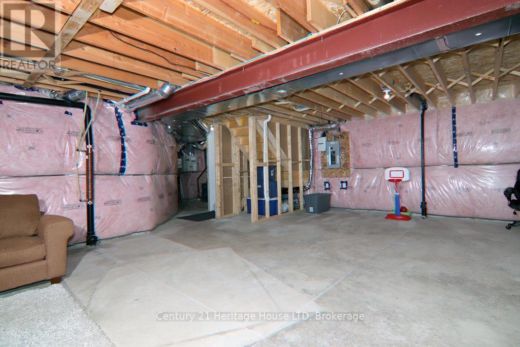 4070 Thomas Street, Lincoln, Ontario  L3J 0S5 - Photo 13 - X12595284