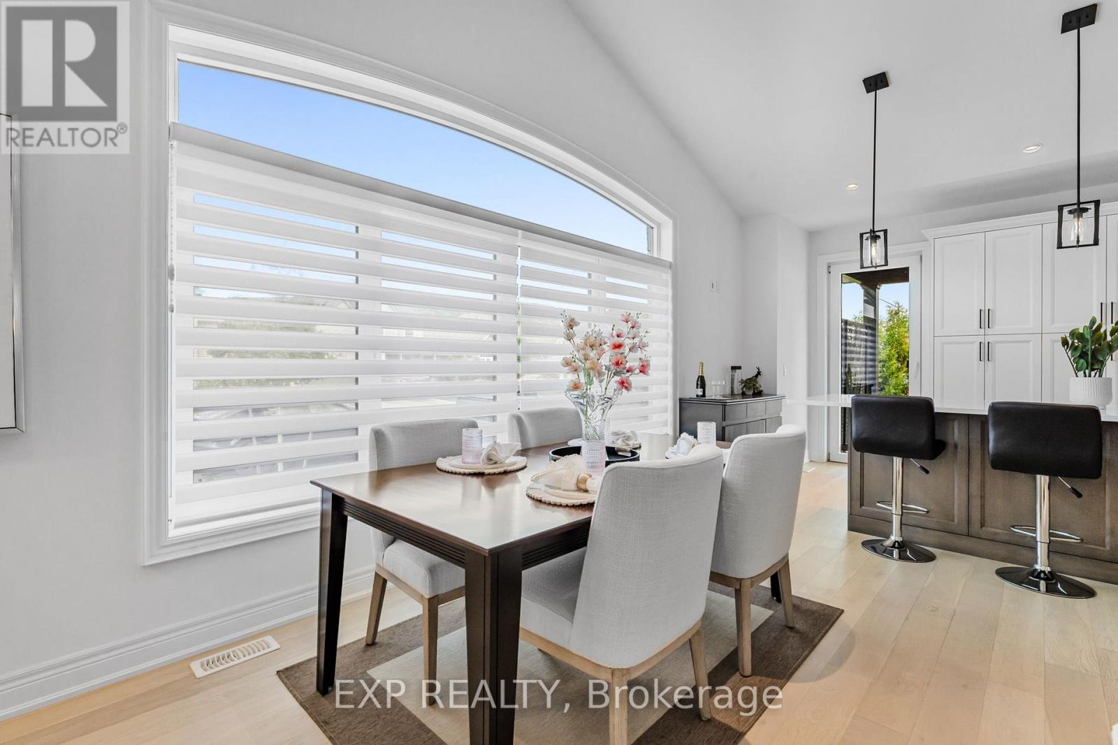 4242 Village Creek Drive, Fort Erie, Ontario  L0S 1S0 - Photo 12 - X12598300