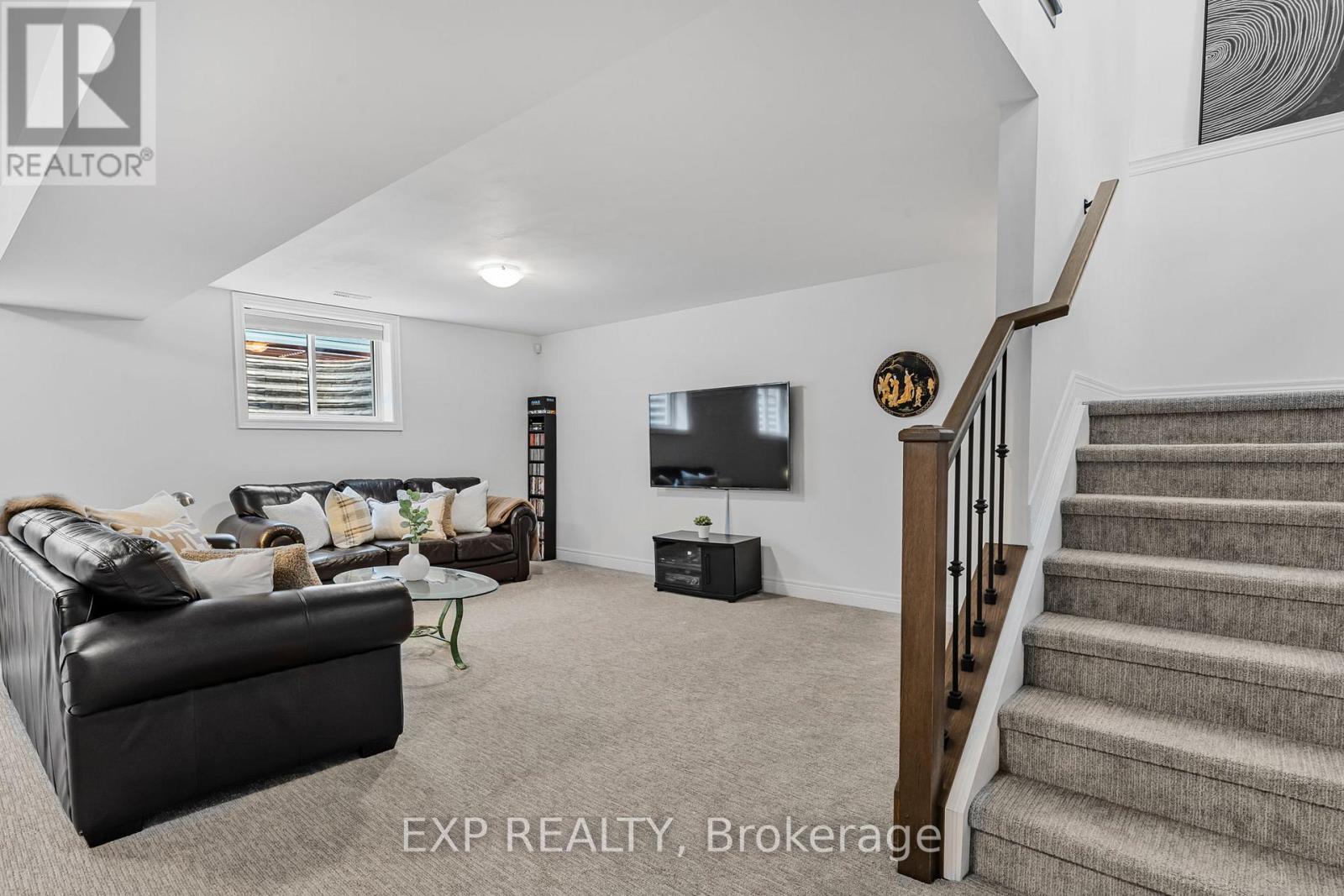 4242 Village Creek Drive, Fort Erie, Ontario  L0S 1S0 - Photo 28 - X12598300