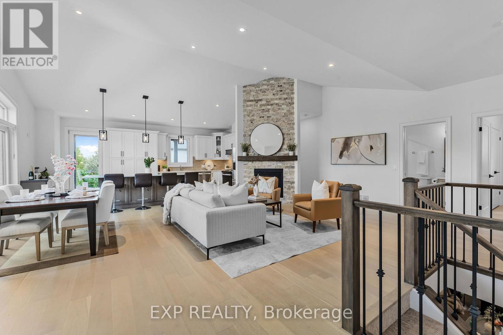 4242 Village Creek Drive, Fort Erie, Ontario  L0S 1S0 - Photo 9 - X12598300