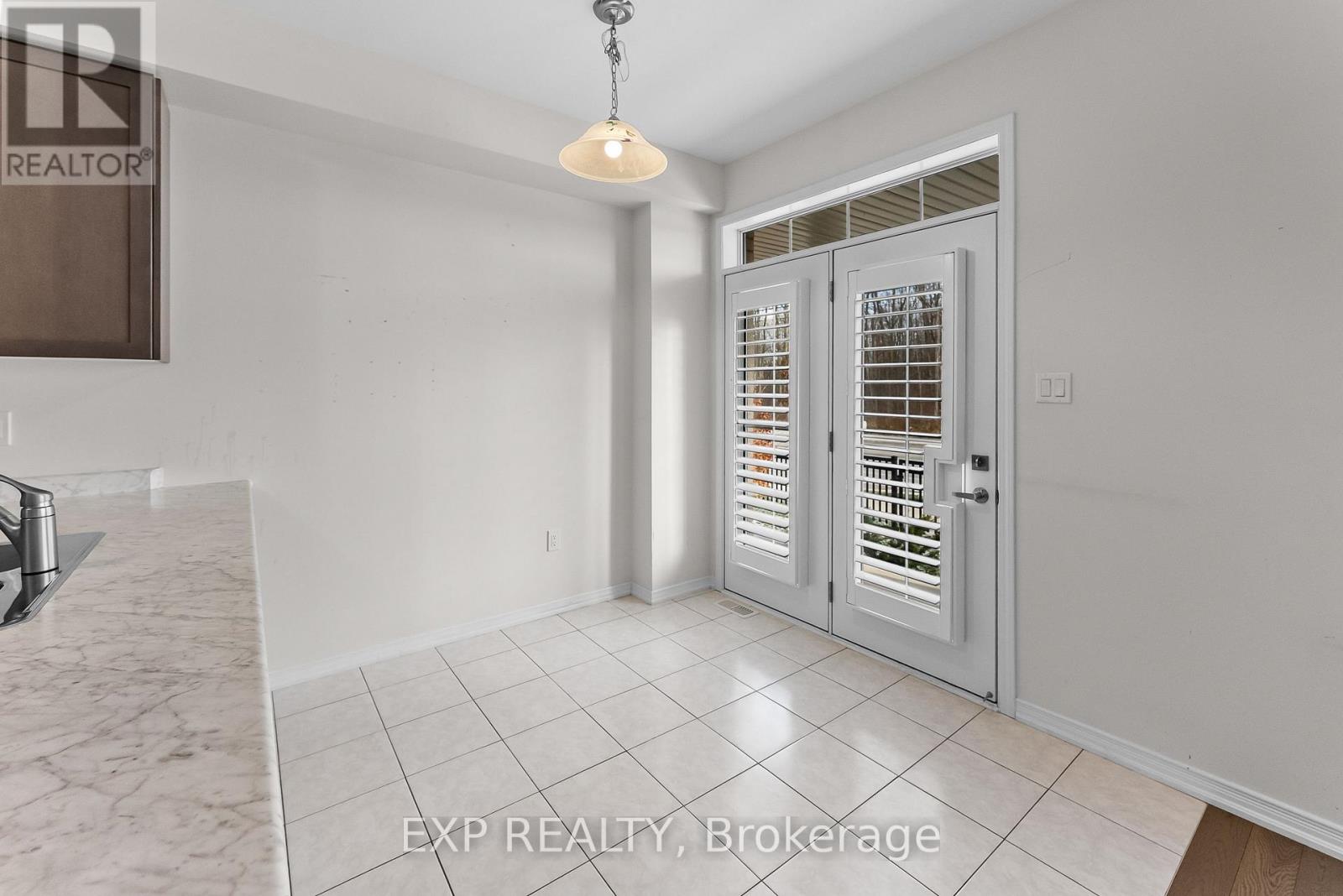 15 - 8273 Tulip Tree Drive, Niagara Falls, Ontario  L2H 3S8 - Photo 9 - X12598308