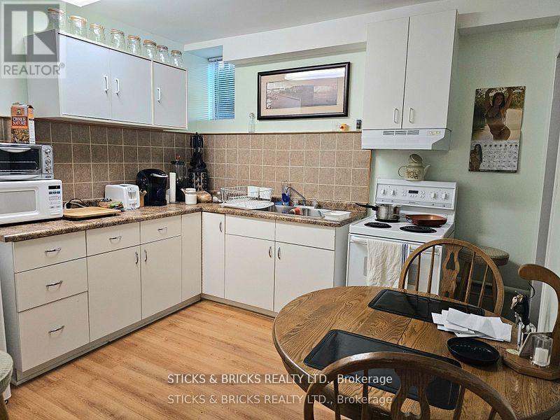 6974 Lundys Lane, Niagara Falls, Ontario  L2G 1V9 - Photo 13 - X12598706