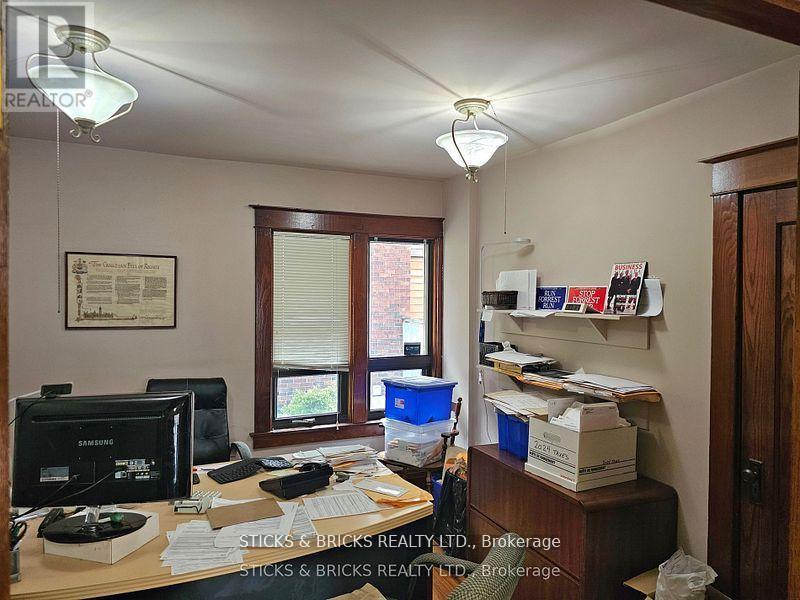 6974 Lundys Lane, Niagara Falls, Ontario  L2G 1V9 - Photo 4 - X12598706