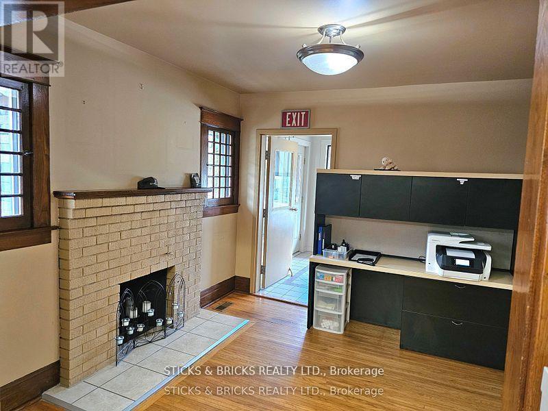 6974 Lundys Lane, Niagara Falls, Ontario  L2G 1V9 - Photo 7 - X12598706