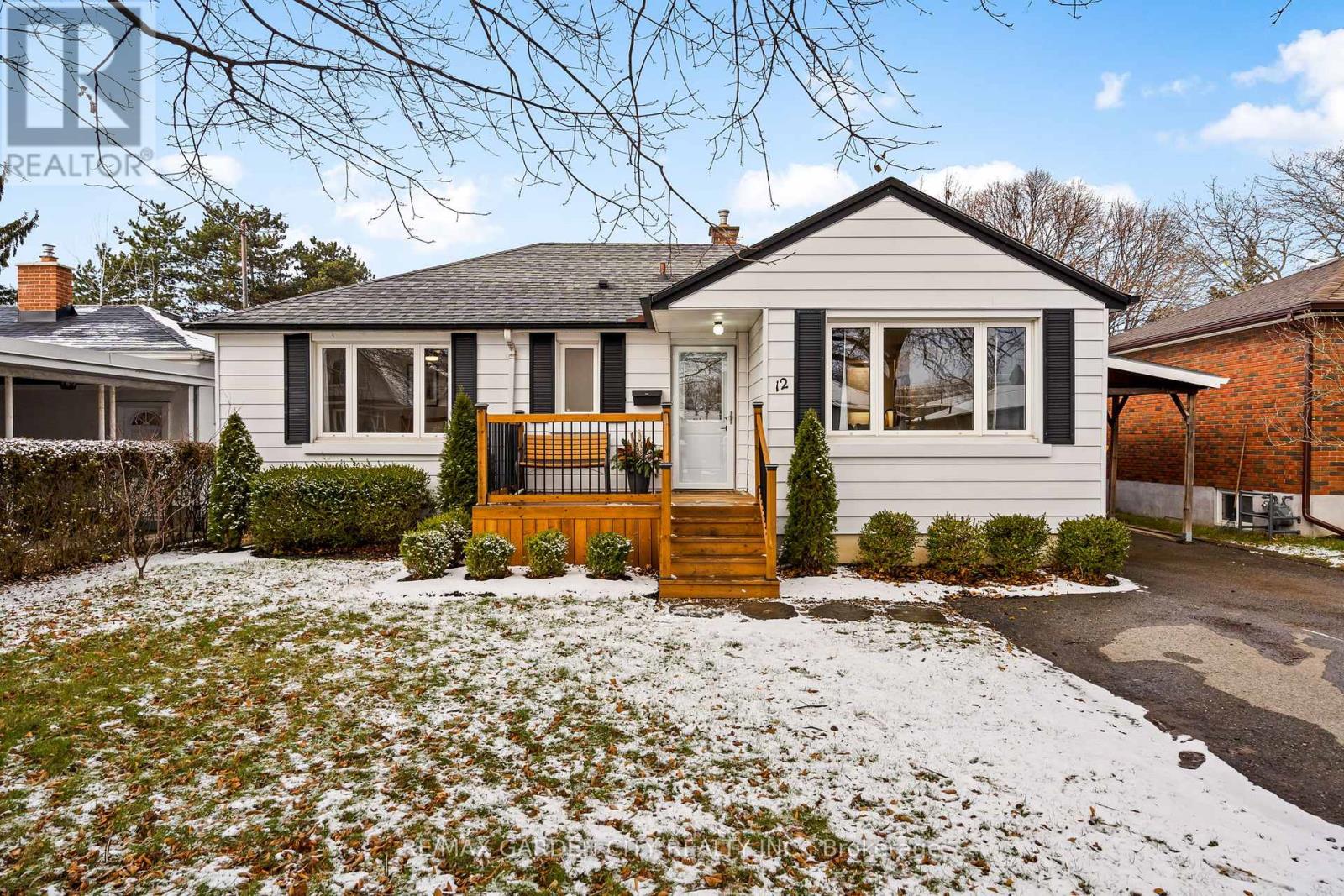 12 Nello Street, St. Catharines, Ontario  L2N 1G6 - Photo 3 - X12598858