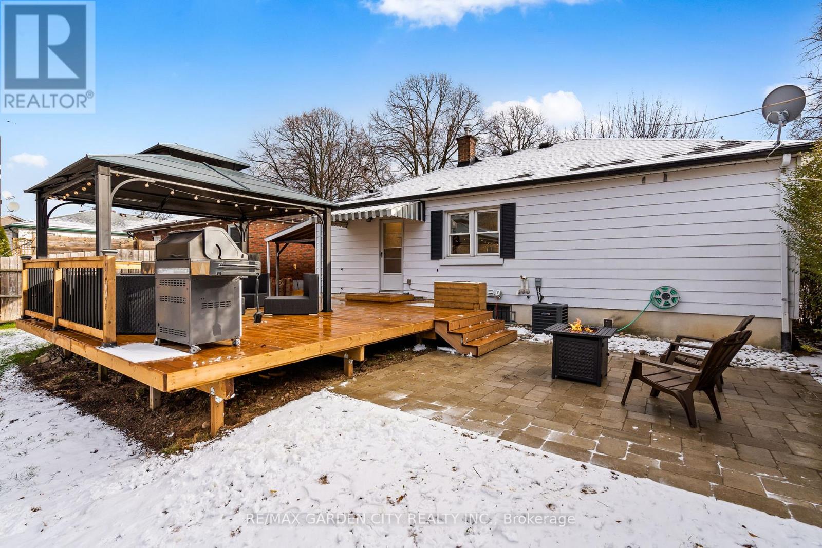 12 Nello Street, St. Catharines, Ontario  L2N 1G6 - Photo 32 - X12598858