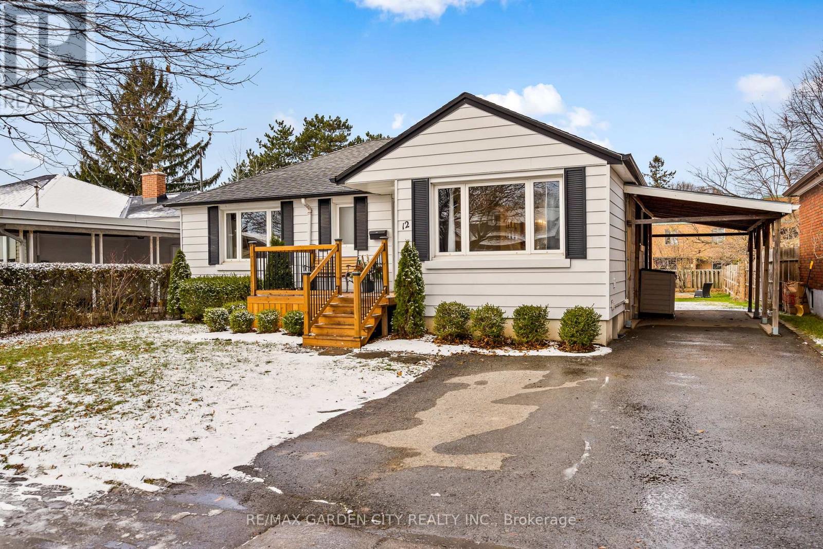 12 Nello Street, St. Catharines, Ontario  L2N 1G6 - Photo 5 - X12598858