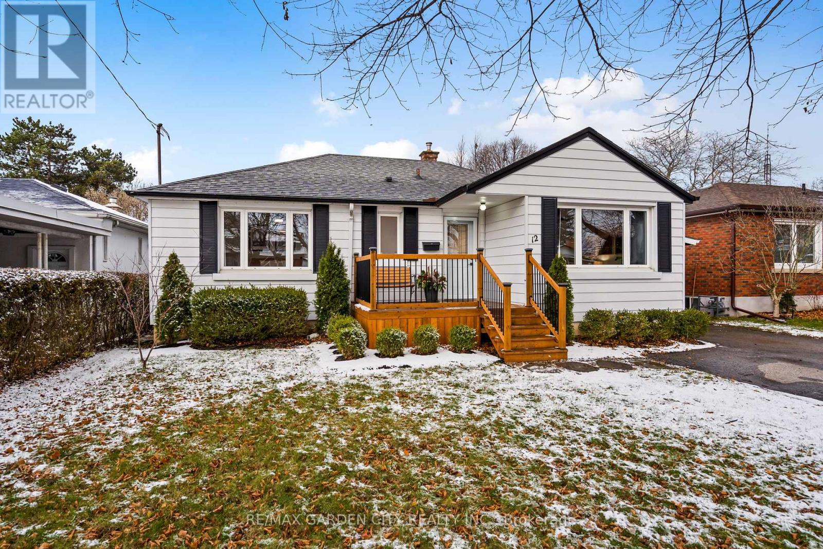 12 Nello Street, St. Catharines, Ontario  L2N 1G6 - Photo 6 - X12598858