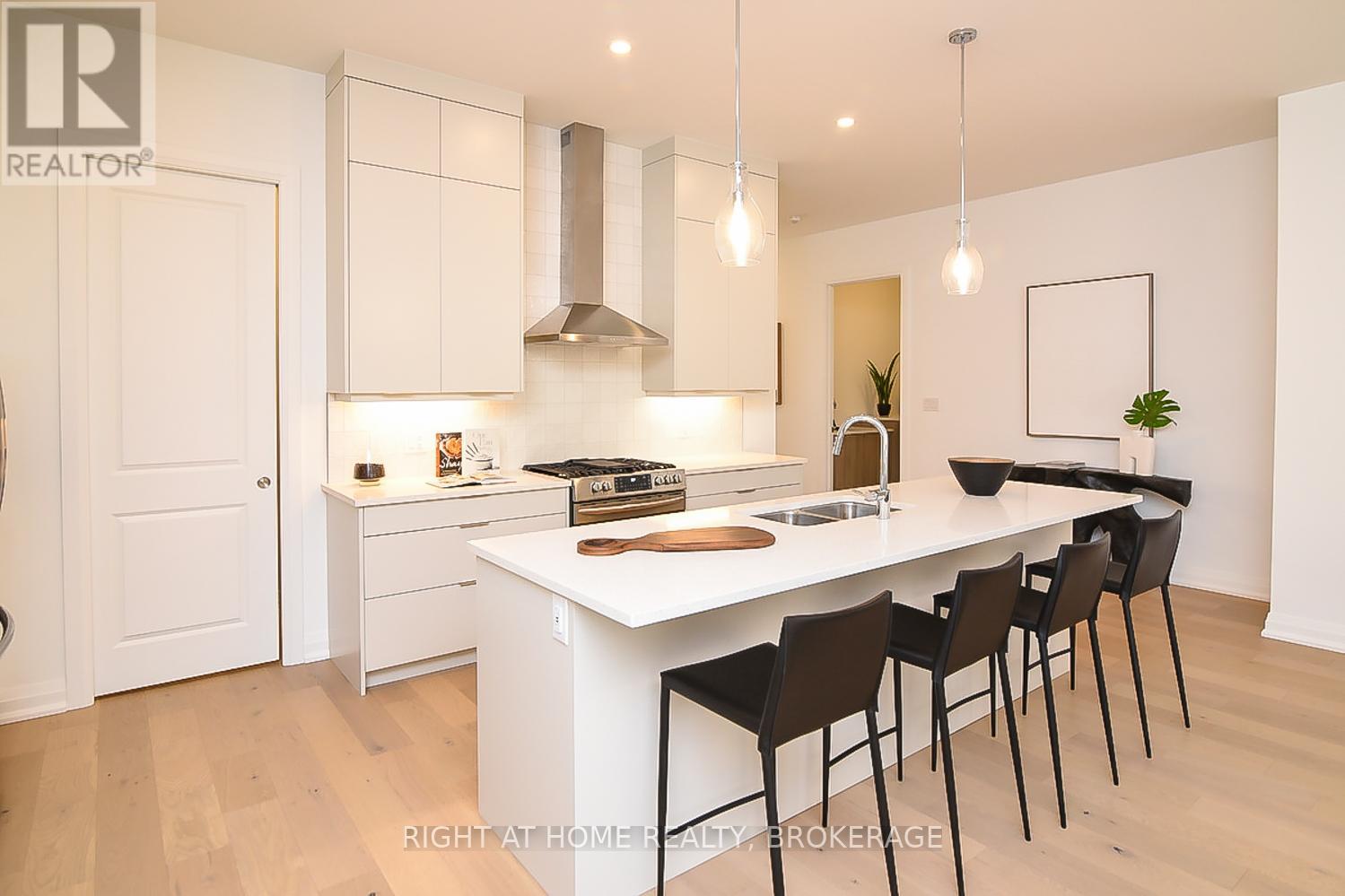 7 - 3318 Weinbrenner Road, Niagara Falls, Ontario  L2G 3S2 - Photo 13 - X12599006