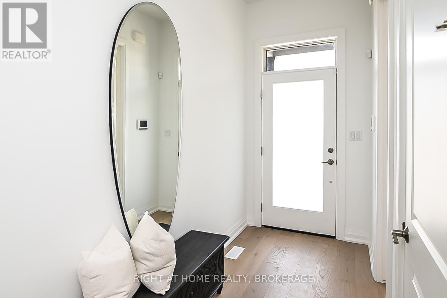 7 - 3318 Weinbrenner Road, Niagara Falls, Ontario  L2G 3S2 - Photo 3 - X12599006