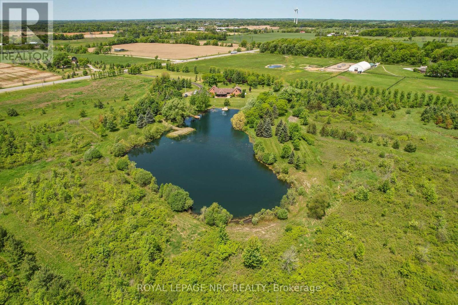 2021 Victoria Avenue, Pelham, Ontario  L0S 1C0 - Photo 16 - X12599358