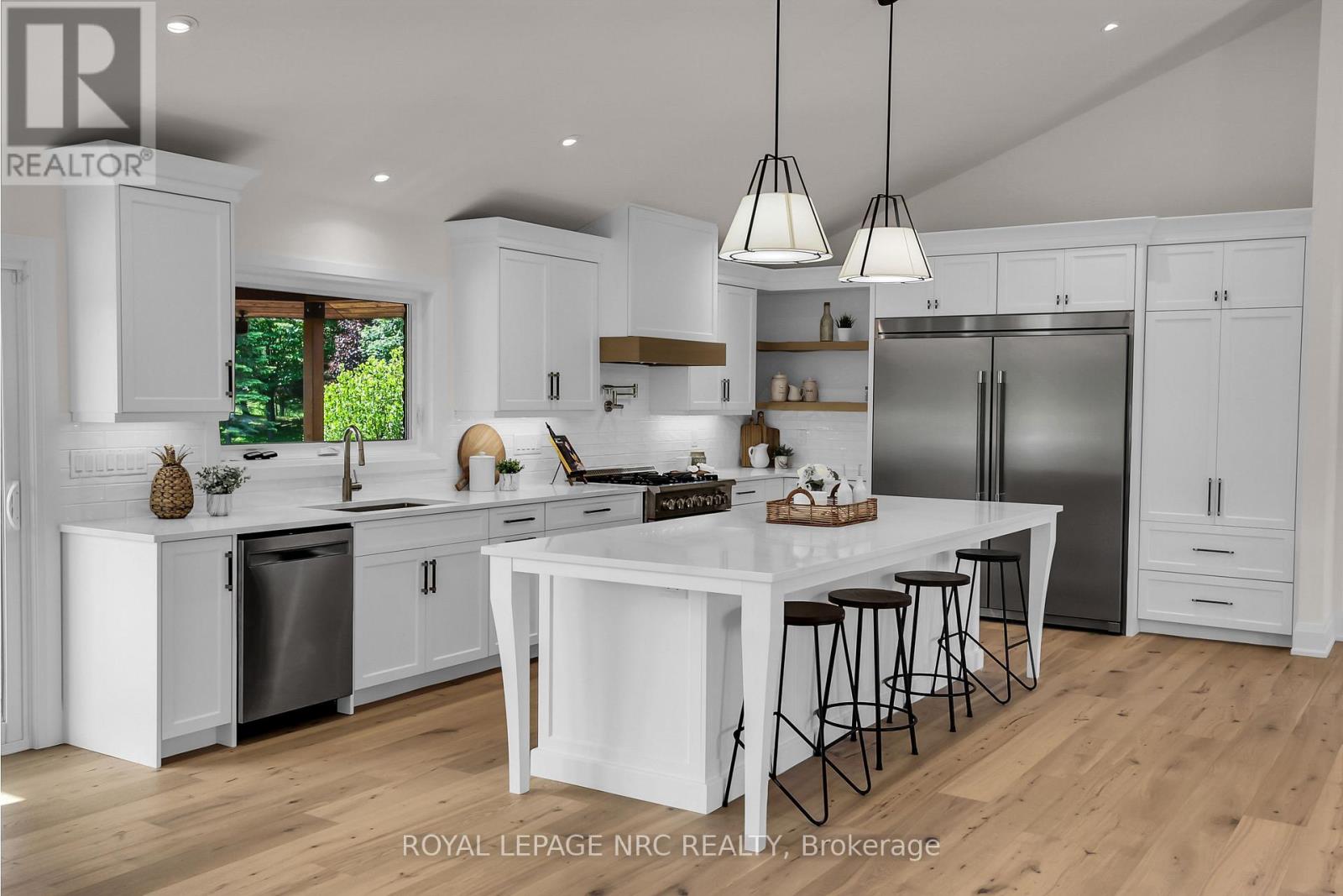 2021 Victoria Avenue, Pelham, Ontario  L0S 1C0 - Photo 22 - X12599358