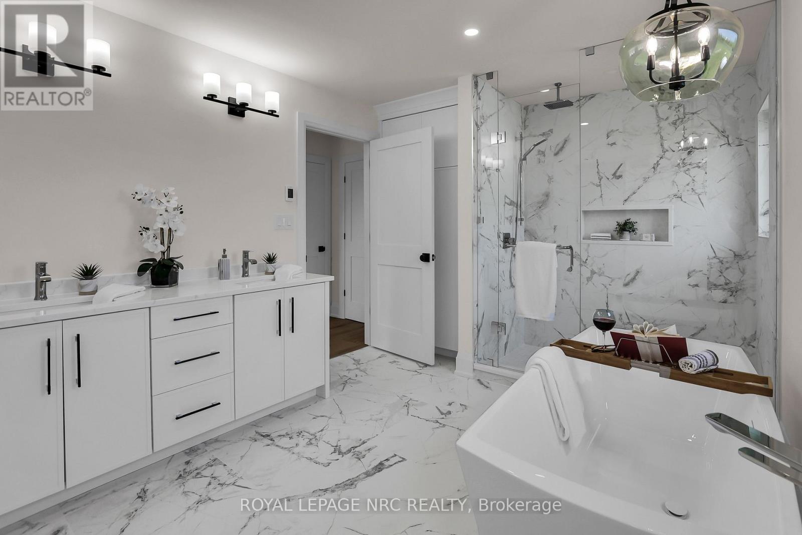 2021 Victoria Avenue, Pelham, Ontario  L0S 1C0 - Photo 30 - X12599358