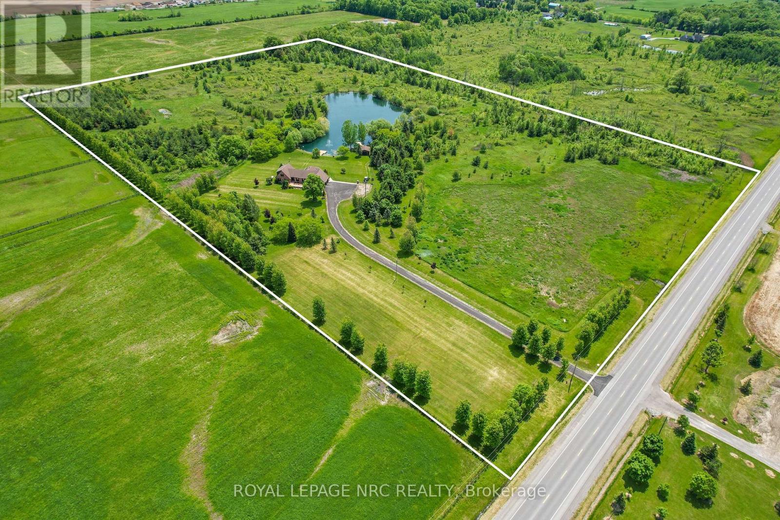 2021 Victoria Avenue, Pelham, Ontario  L0S 1C0 - Photo 47 - X12599358