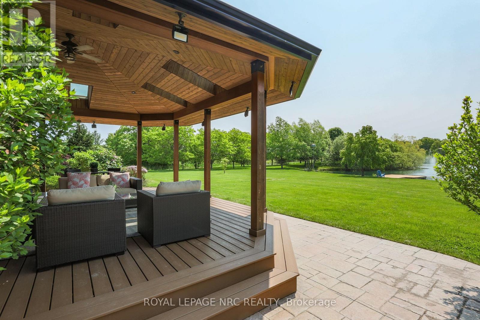 2021 Victoria Avenue, Pelham, Ontario  L0S 1C0 - Photo 6 - X12599358