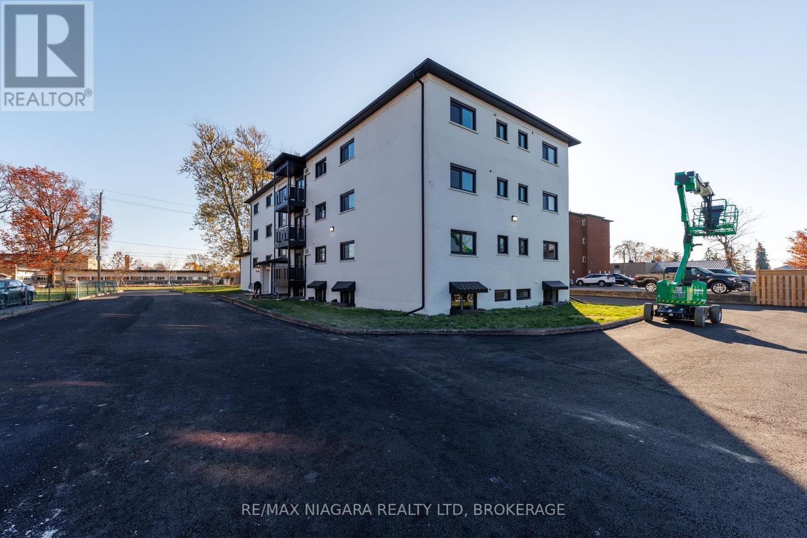 Unit 3 - 141 Plymouth Road, Welland, Ontario  L3B 3C8 - Photo 4 - X12599854