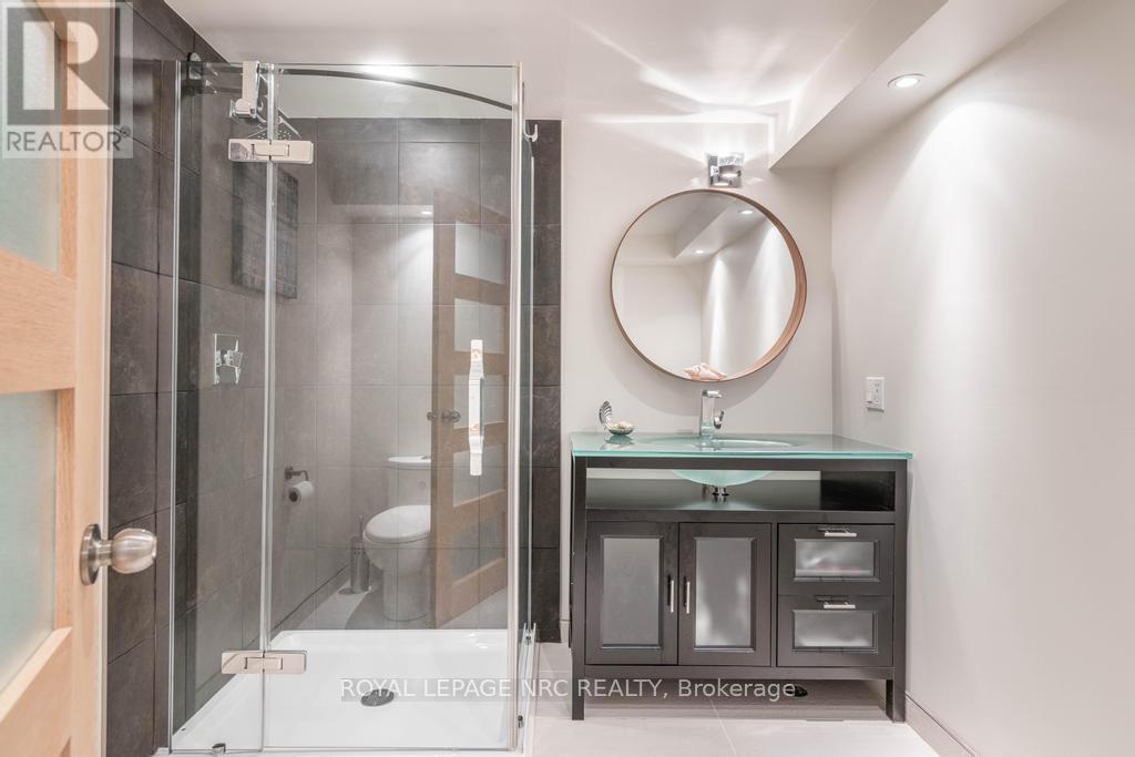 11 Abbey Avenue, St. Catharines, Ontario  L2N 5J5 - Photo 47 - X12601598