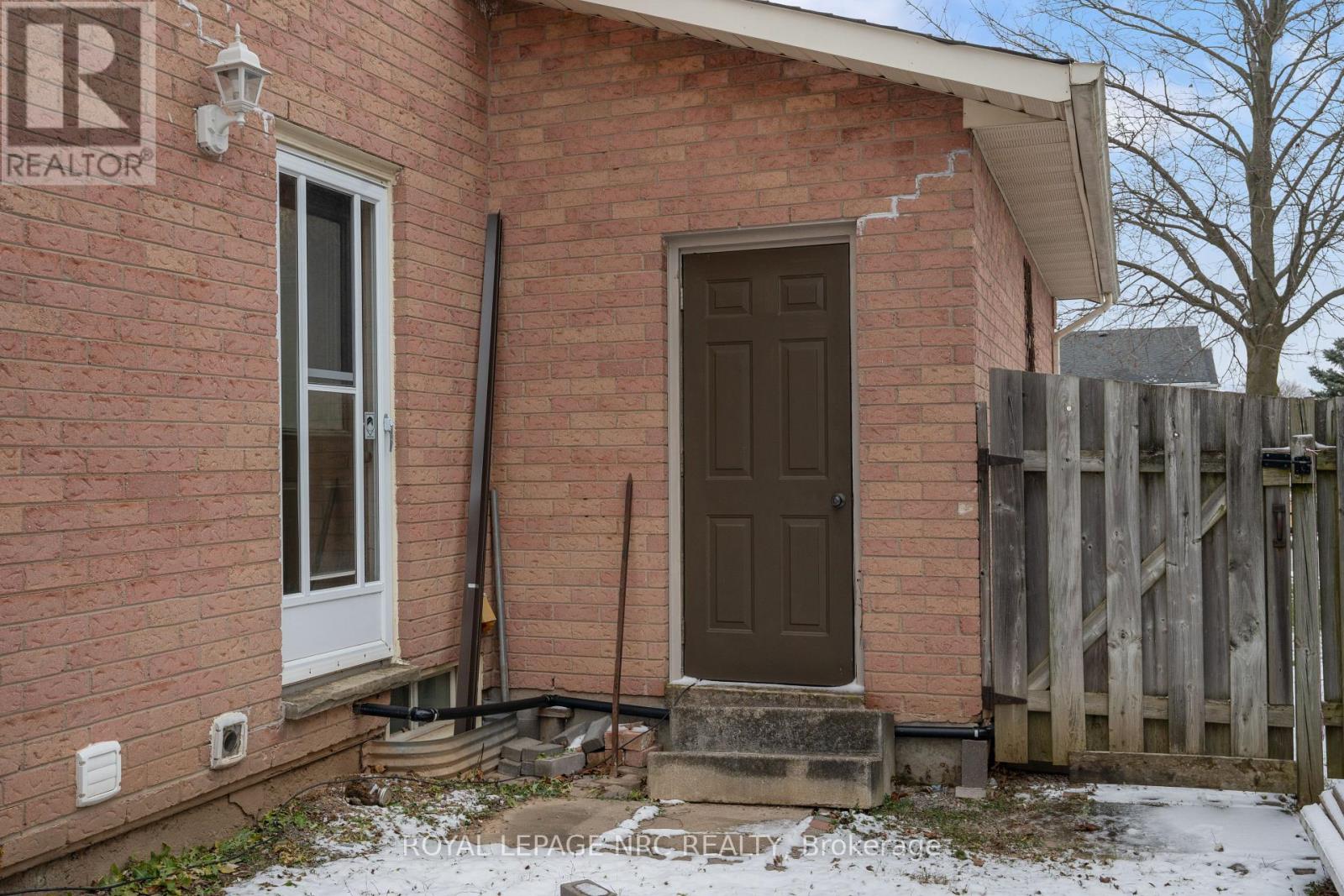 51 Briarsdale Crescent, Welland, Ontario  L3C 6S7 - Photo 39 - X12602118