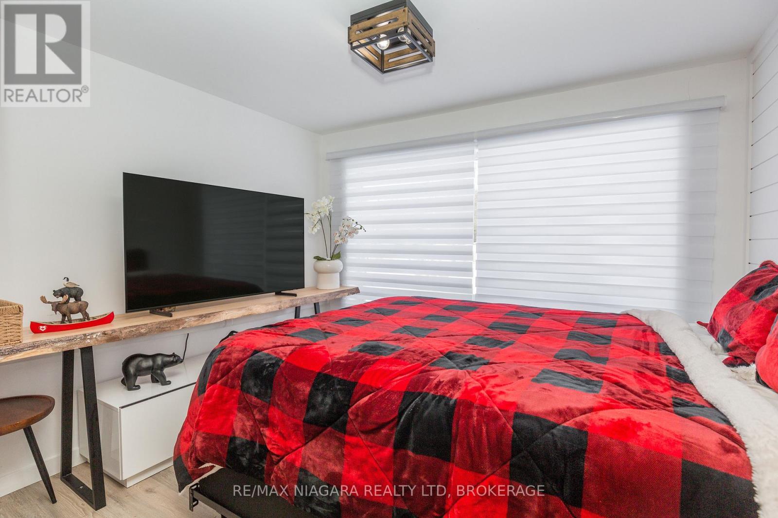 18 Sallows Drive, Tay, Ontario  L0K 2A0 - Photo 29 - S12602522